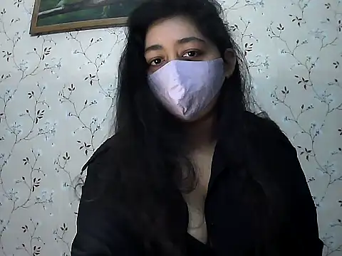 Snapshot of sonali4 chatting on 10.15.25 sonali4 online show from 10.15.25