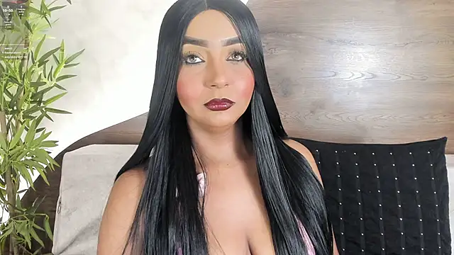 mia lacy  online show from 09.26.25