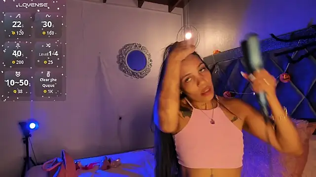 Danna williamss online show from 10.25.25