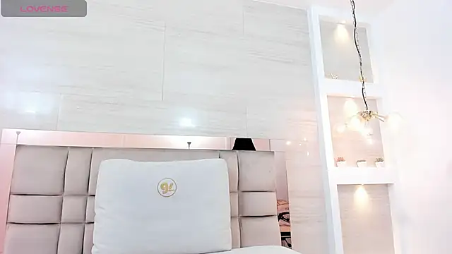 Snapshot of ankara_brownn chatting on 03.19.25 ankara brownn online show from 03.19.25