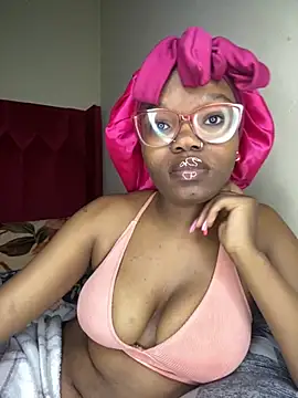 YummyMelanin117 online show from 11.25.25