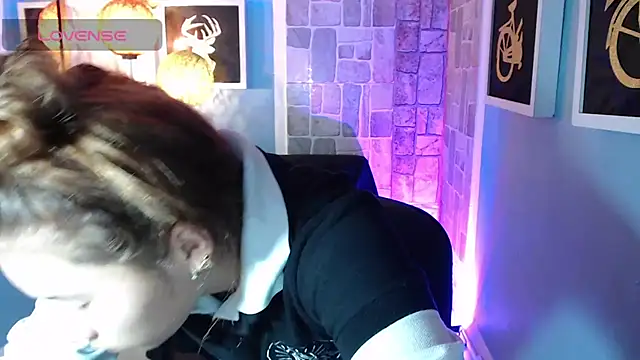 Snapshot of Fiorellaa_delsd chatting on 09.15.25 Fiorellaa delsd online show from 09.15.25