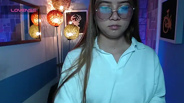 Snapshot of Fiorellaa_delsd chatting on 09.23.25 Fiorellaa delsd online show from 09.23.25