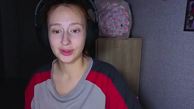 Snapshot of kristi_ginger chatting on 09.14.25 kristi ginger online show from 09.14.25