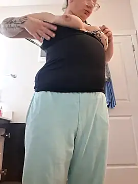 Snapshot of kinkikatie69 chatting on 11.07.25 kinkikatie69 online show from 11.07.25