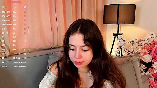 Snapshot of JulianaChapel chatting on 09.15.25 JulianaChapel online show from 09.15.25