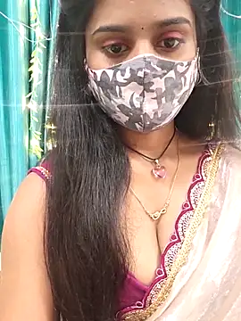 Snapshot of Aanya_hotty chatting on 10.13.25 Aanya hotty online show from 10.13.25