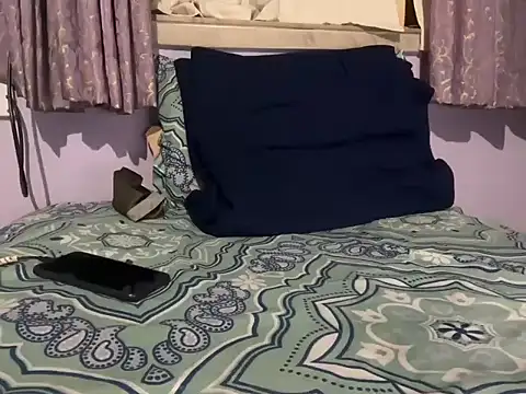 Snapshot of Matt6102 chatting on 10.01.25 Matt6102 online show from 10.01.25