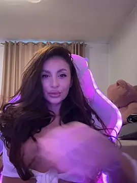 LunaBex online show from 10.28.25