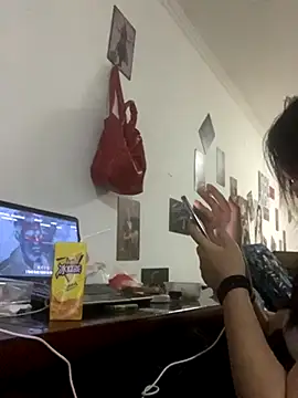 Snapshot of Hui521 chatting on 10.09.25 Hui521 online show from 10.09.25