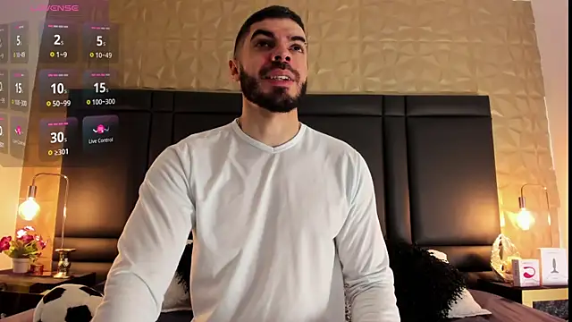 AxelThompson  online show from 10.11.25