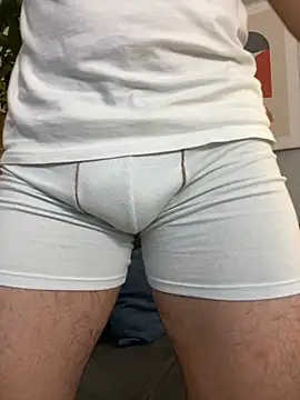 AxelThompson  online show from 11.30.25