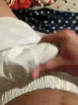 Snapshot of Jean200600 chatting on 10.10.25 Jean200600 online show from 10.10.25