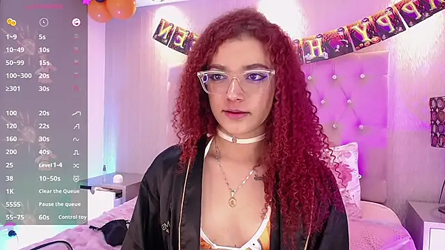 Snapshot of Dancer-Myluu chatting on 10.17.25 Dancer-Myluu online show from 10.17.25