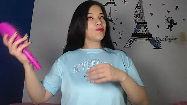 Snapshot of IVONNE_SEX chatting on 09.10.25 IVONNE SEX online show from 09.10.25