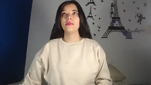 Snapshot of IVONNE_SEX chatting on 10.10.25 IVONNE SEX online show from 10.10.25