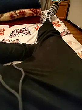 Snapshot of kulliguy chatting on 09.19.25 kulliguy online show from 09.19.25