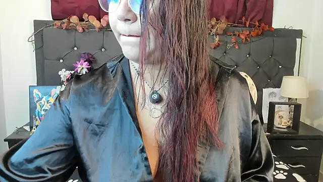 Snapshot of sofia_sorceress5 chatting on 09.29.25 sofia sorceress5 online show from 09.29.25
