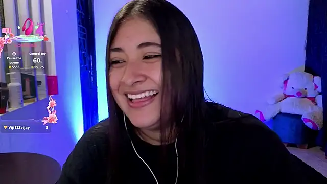 Snapshot of Gaby__Howards chatting on 09.20.25 Gaby Howards online show from 09.20.25