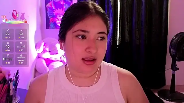 Snapshot of Gaby__Howards chatting on 10.14.25 Gaby Howards online show from 10.14.25
