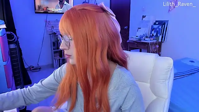 Lilith Raven  online show from 09.16.25