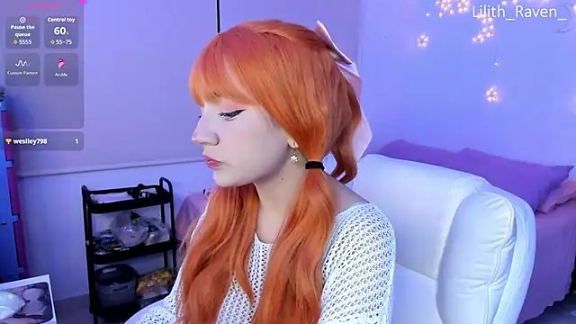 Lilith Raven  online show from 09.26.25