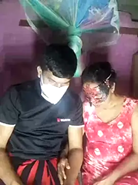 Snapshot of boosypussy chatting on 11.05.25 boosypussy online show from 11.05.25