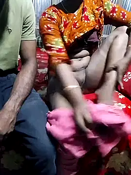 Snapshot of MONiSHA-moni-21 chatting on 09.26.25 MONiSHA-moni-21 online show from 09.26.25