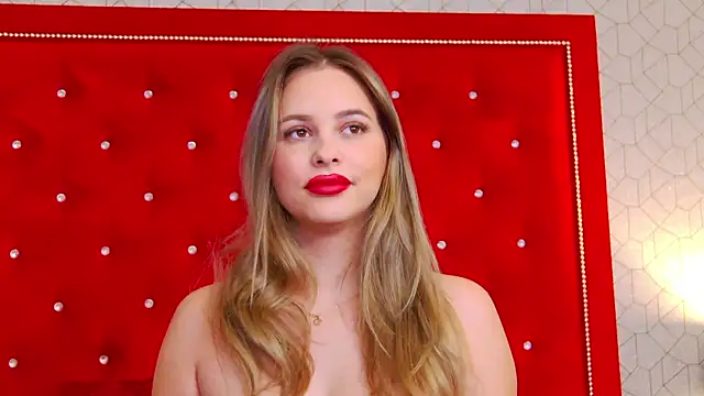 Snapshot of Ellsa_Jean_ chatting on 11.27.25 Ellsa Jean online show from 11.27.25