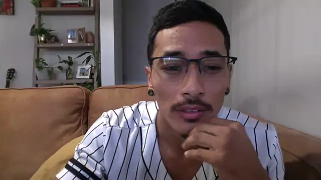 tanjir020 online show from 10.16.25