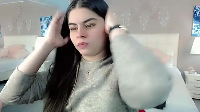 maddissonivanova online show from 11.13.25