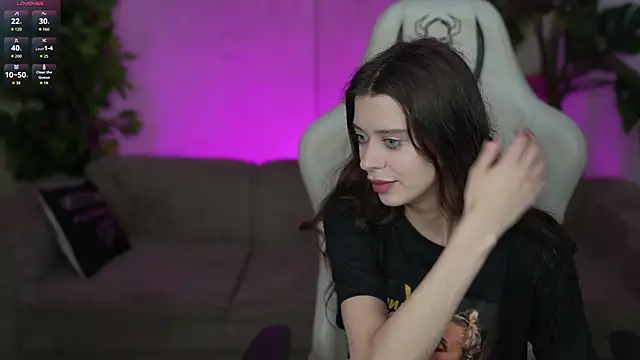 Snapshot of Regina_Sweet054 chatting on 10.30.25 Regina Sweet054 online show from 10.30.25