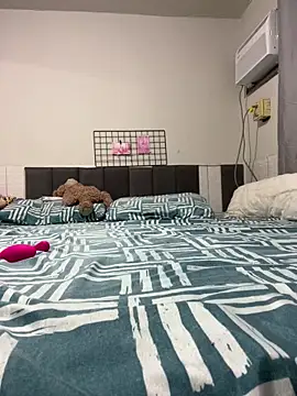 Snapshot of sophiemonroevip chatting on 09.17.25 sophiemonroevip online show from 09.17.25