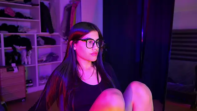 capriciousqueen online show from 10.08.25