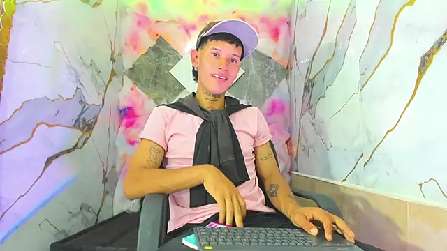 Asthondream  online show from 12.04.25