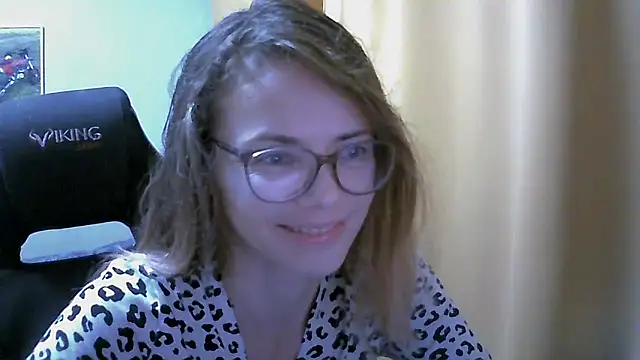 Snapshot of SEA_Dream chatting on 09.22.25 SEA Dream online show from 09.22.25