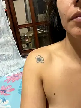 Snapshot of Huitaca_ chatting on 10.16.25 Huitaca online show from 10.16.25