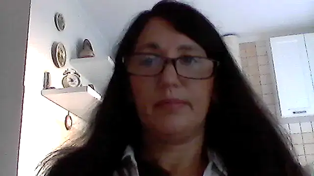Snapshot of Elena48324 chatting on 09.12.25 Elena48324 online show from 09.12.25