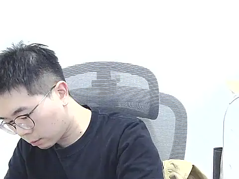 Snapshot of Adzard65 chatting on 10.29.25 Adzard65 online show from 10.29.25