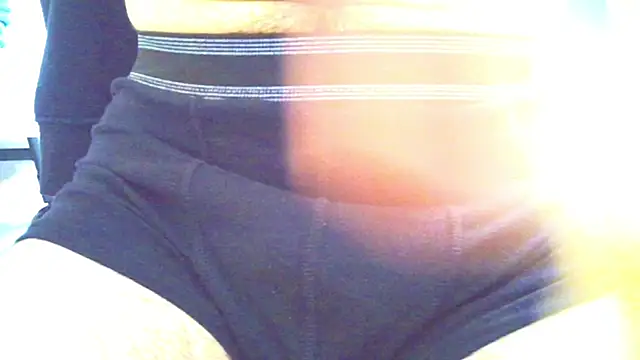 Snapshot of HairyHornyTwinkx chatting on 10.03.25 HairyHornyTwinkx online show from 10.03.25