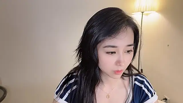 Snapshot of Purple-meng chatting on 09.19.25 Purple-meng online show from 09.19.25