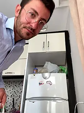 Snapshot of emredenizz07 chatting on 10.09.25 emredenizz07 online show from 10.09.25