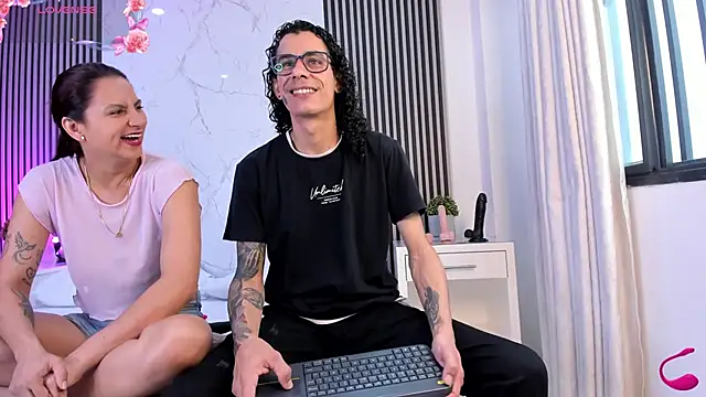 JackAndRosse  online show from 12.02.25