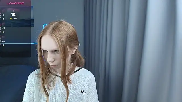 FoxyMira online show from 09.12.25