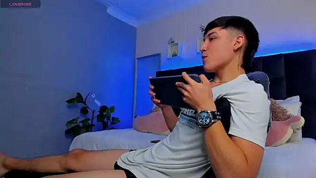 Ares di martin online show from 12.05.25