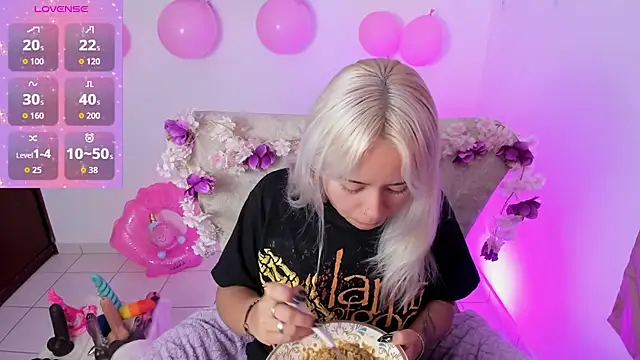 Nataliahenao69 online show from 11.20.25