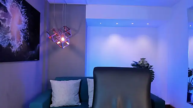 AidaJones online show from 11.17.25