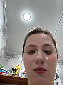 Snapshot of MikotoMisaka chatting on 11.09.25 MikotoMisaka online show from 11.09.25