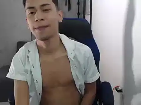 Snapshot of dylan_apol0 chatting on 09.12.25 dylan apol0 online show from 09.12.25