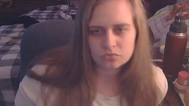 Snapshot of Sexyblonde12344 chatting on 10.13.25 Sexyblonde12344 online show from 10.13.25